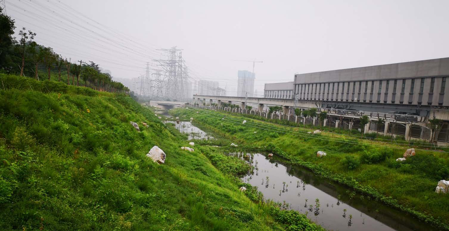 北京密云水库路客土喷播工程